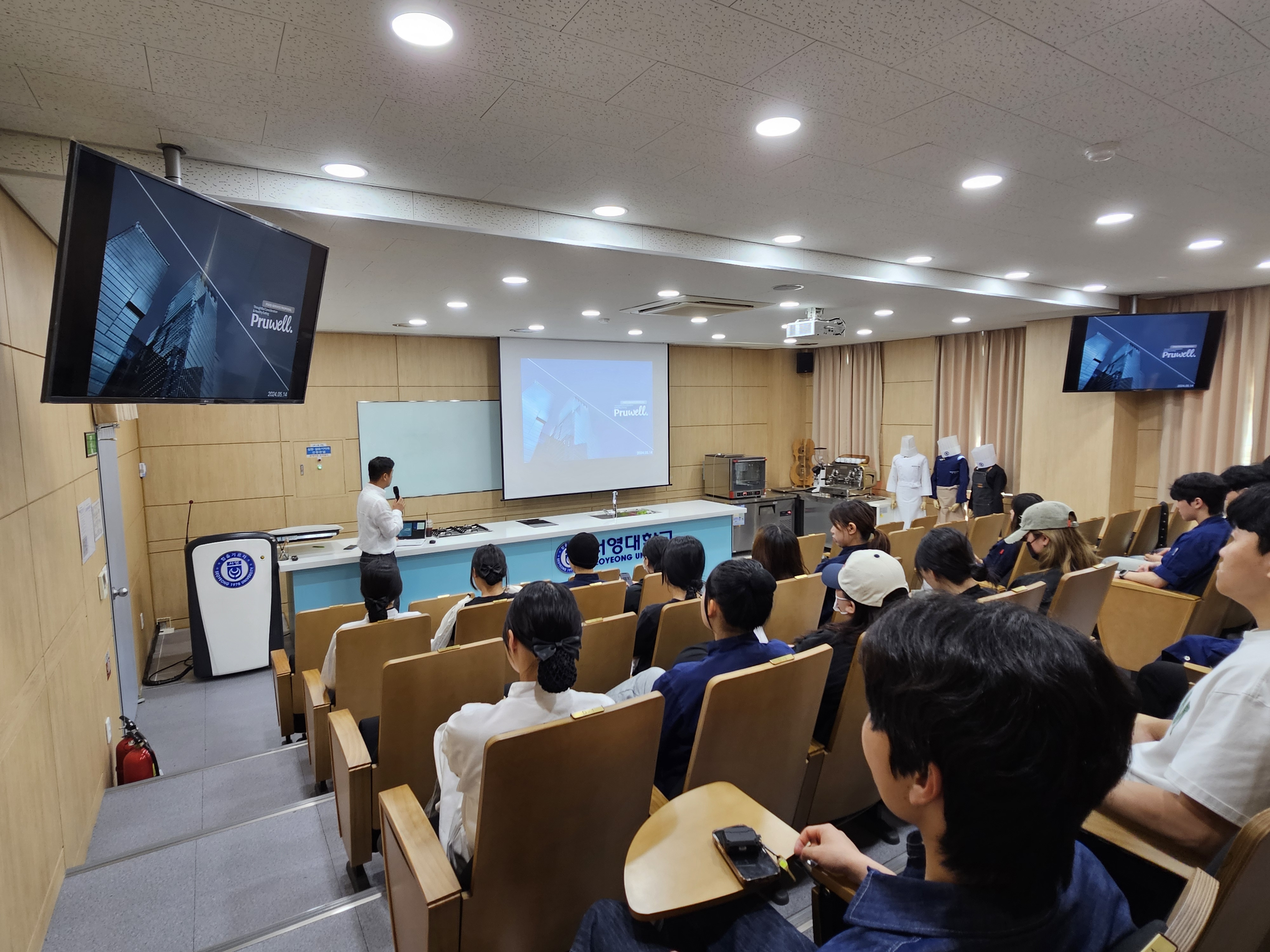 푸르웰 중흥골드스파&리조트 채용설명회 상세정보 페이지로 이동하기